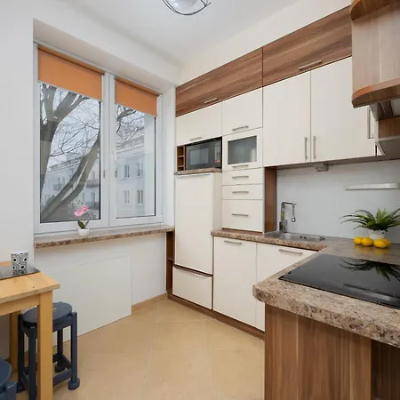 Vibrant Mokotow By Renters *