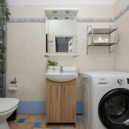 アパート Vibrant Mokotow By Renters ワルシャワ